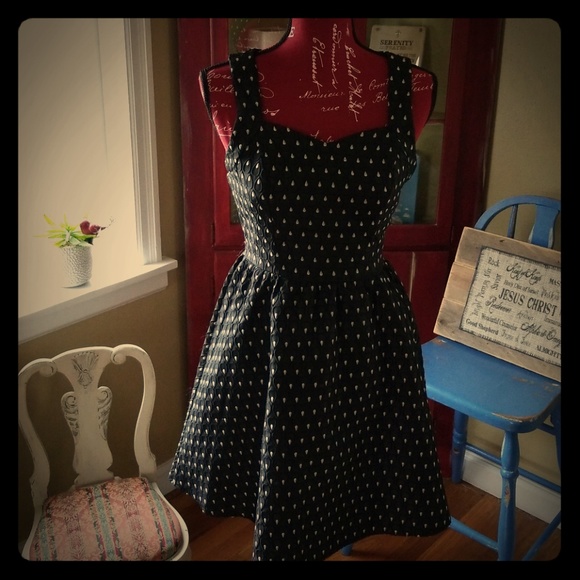 Quinn Dresses & Skirts - Beautiful Dress!